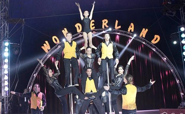 El gran circo Wonderland ofrece un año más su espectáculo en la ciudad.