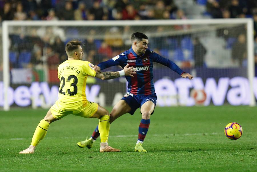 Estas son las imágenes que deja el paso de la jornada 18 de LaLiga por el Ciutat de València