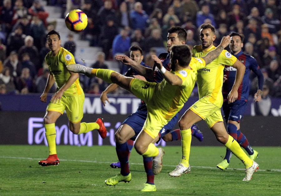 Estas son las imágenes que deja el paso de la jornada 18 de LaLiga por el Ciutat de València