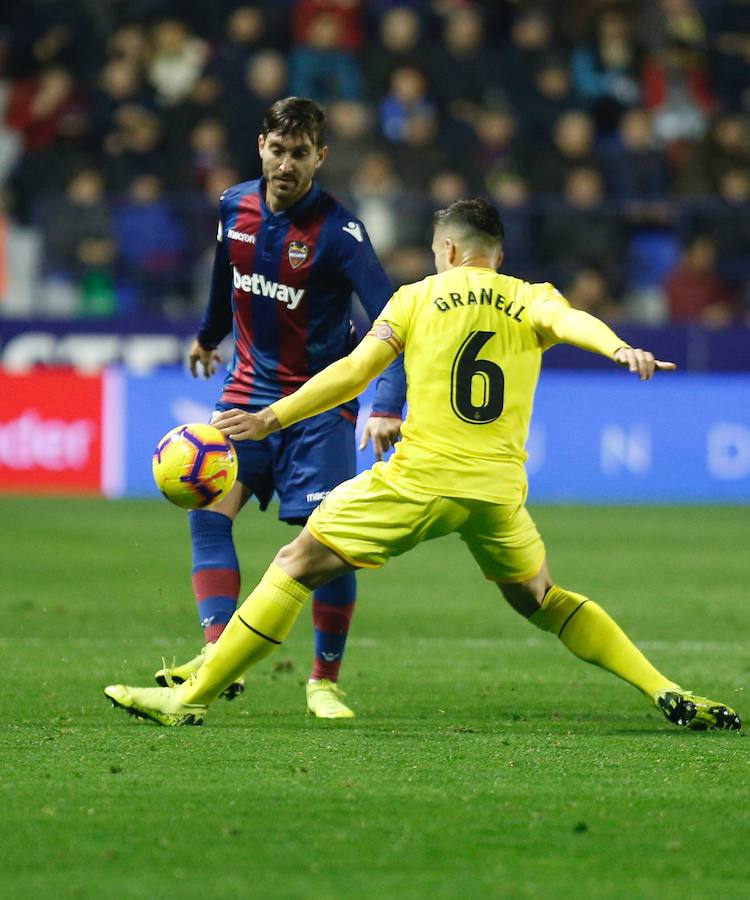 Estas son las imágenes que deja el paso de la jornada 18 de LaLiga por el Ciutat de València