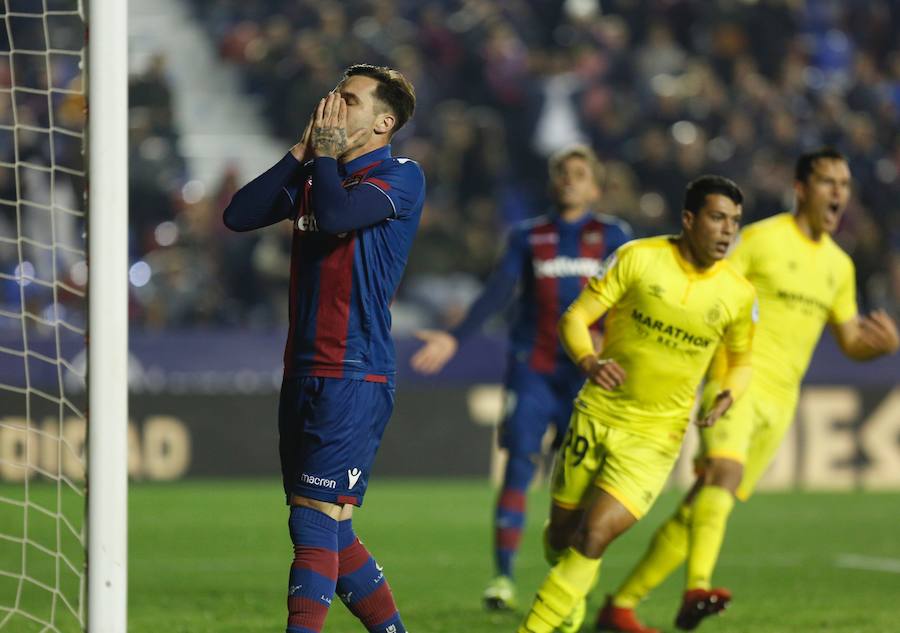 Estas son las imágenes que deja el paso de la jornada 18 de LaLiga por el Ciutat de València