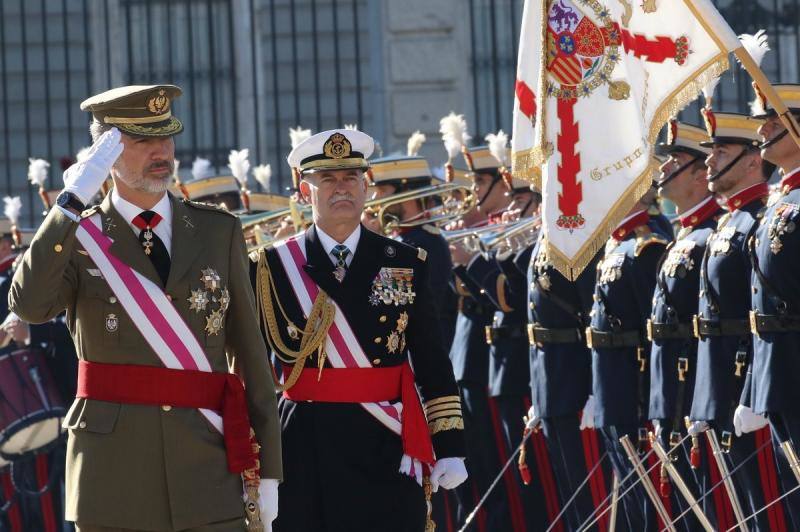 Los Reyes de España, Felipe VI y doña Letizia, presidieron la tradicional Pascua Militar junto a los ministros de Defensa y del Interior, Margarita Robles y Fernando Grande-Marlaska