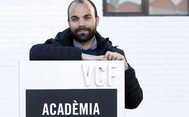 El Valencia destituye a Luis Vicente Mateo como jefe de la Academia