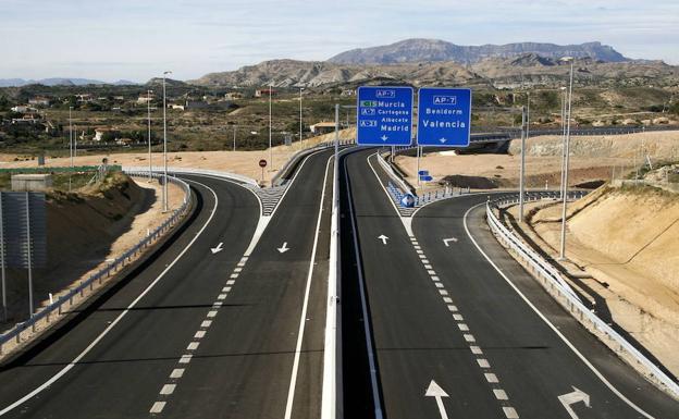 Circunvalación de Alicante (AP-7). 