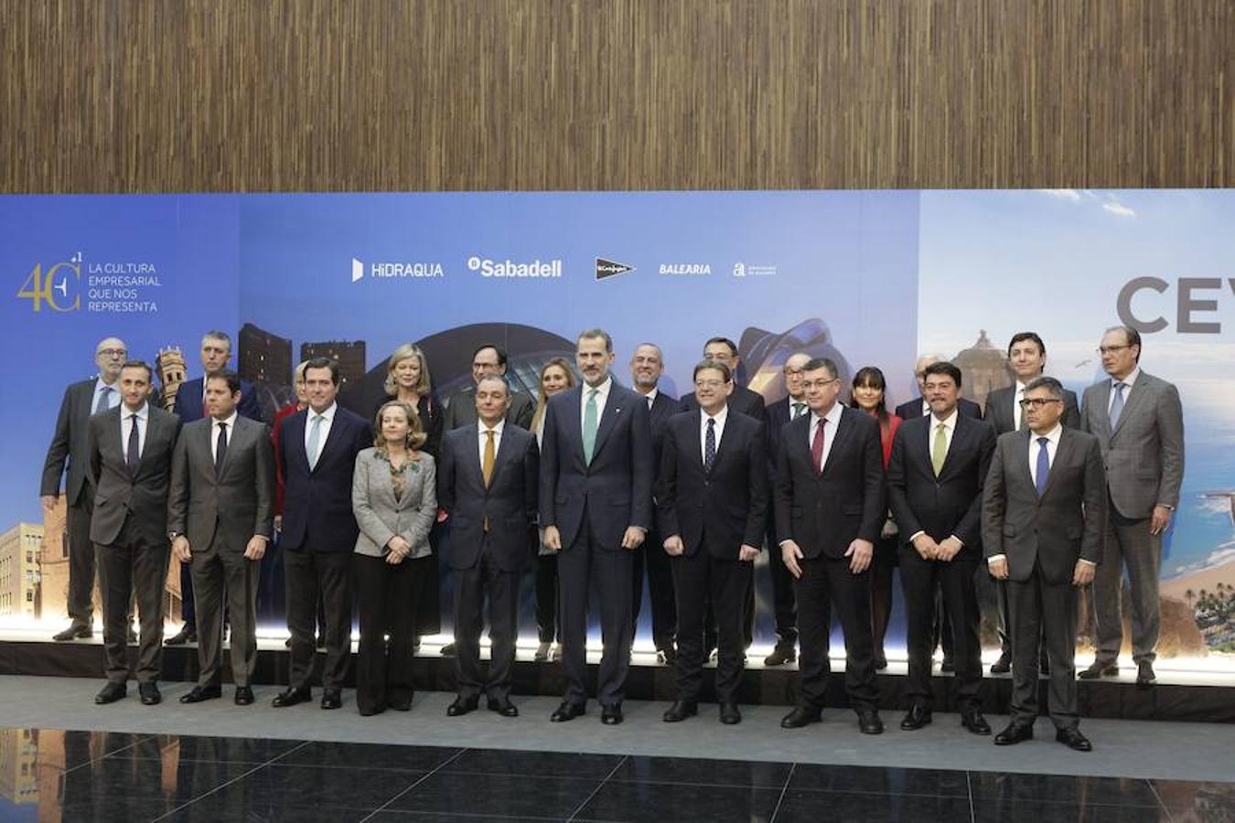 Fotos: El rey Felipe VI preside el aniversario de la patronal autonómica valenciana CEV