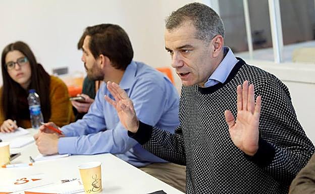Cantó, durante la rueda de prensa de esta mañana. 
