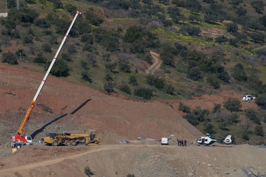 Tras 12 días de intensa búsqueda, el agónico rescate del pequeño Julen ha terminado con el peor de los desenlaces posibles. El niño, de dos años y medio ha sido encontrado muerto después de que los mineros conectaran la galería vertical construida durante la última semana con el pozo al que cayó el pequeño