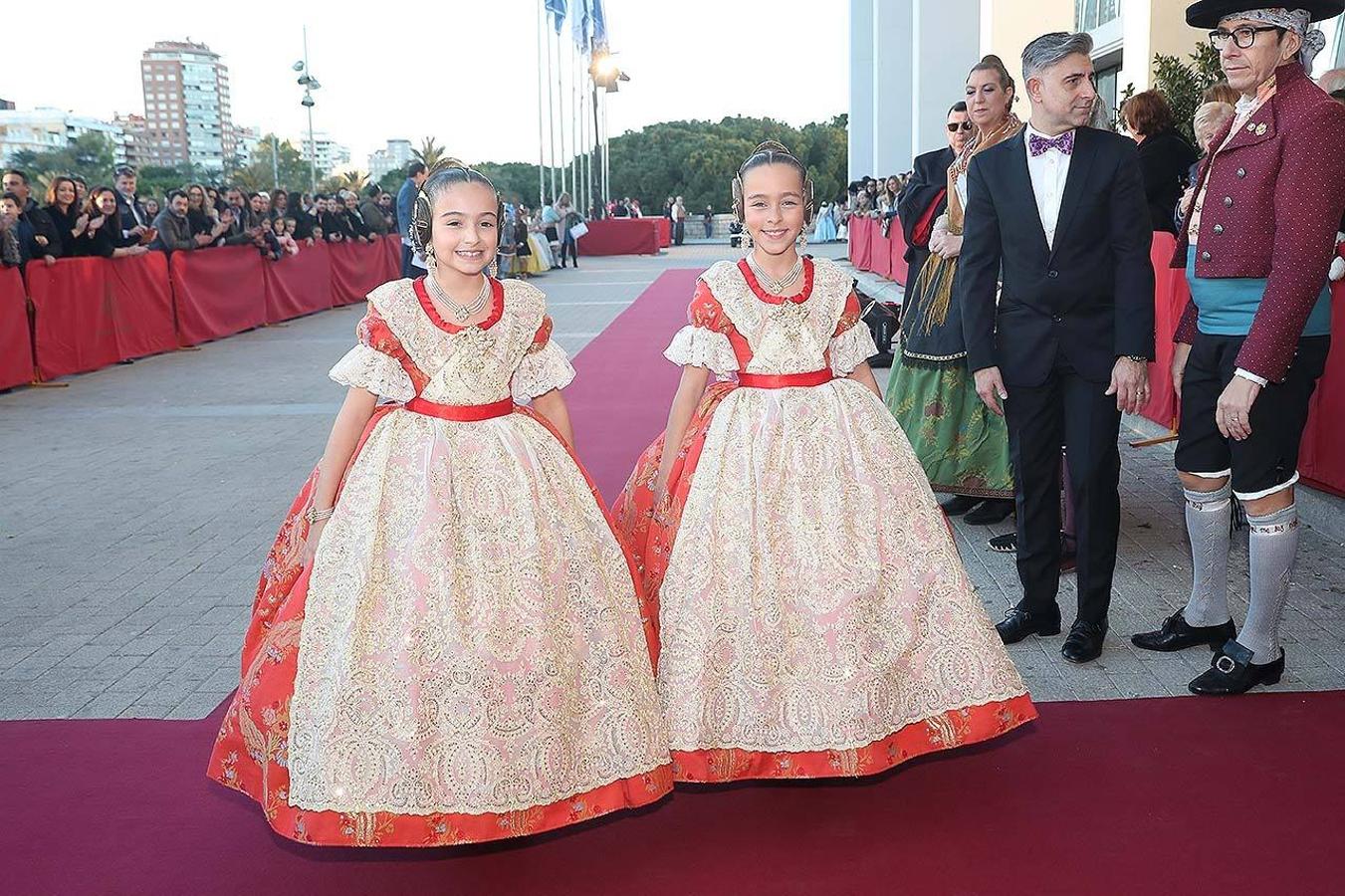 Fotos: Acto de exaltación de Sara Larrazábal, fallera mayor infantil de Valencia 2019