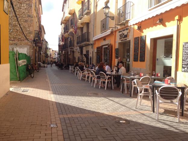 Las restricciones en la calle Loreto de Dénia por ser ZAS «no han servido de mucho»