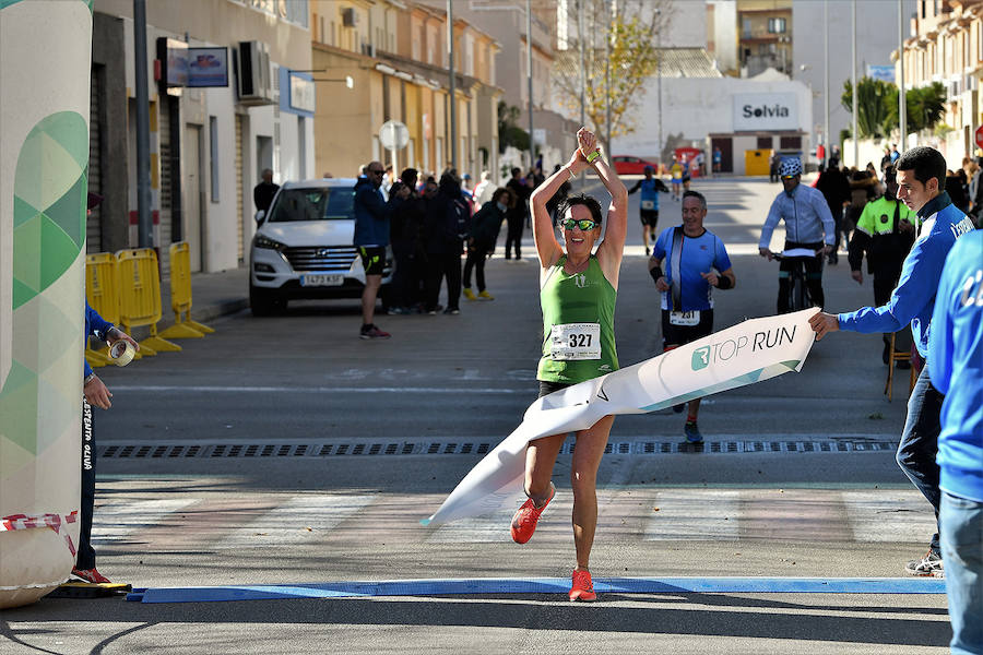 Fotos: Búscate en la 10K y Medio Maratón de Oliva 2019