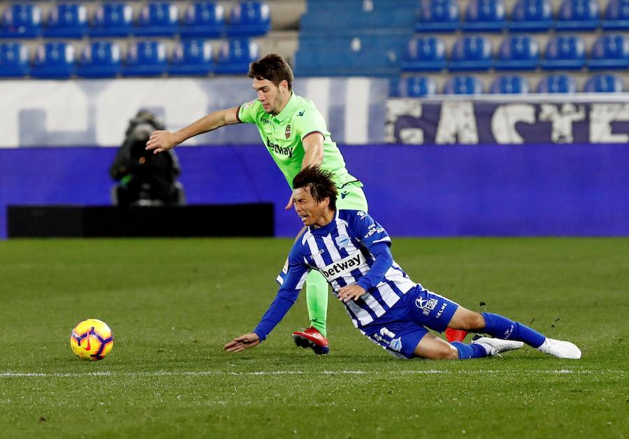 Las imágenes que deja el encuentro de la jornada 23 de LaLiga en Mendizorroza