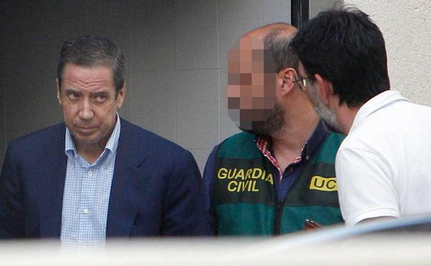 Zaplana utilizaba un lenguaje oculto para camuflar sus contactos y hablaba de «quedar con tías»