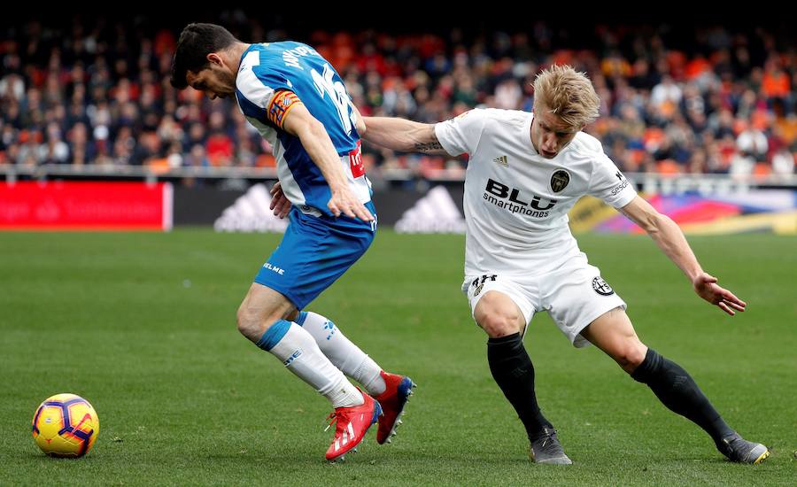 Estas son las mejores fotos del partido de la jornada 24 de LaLiga disputado en Mestalla