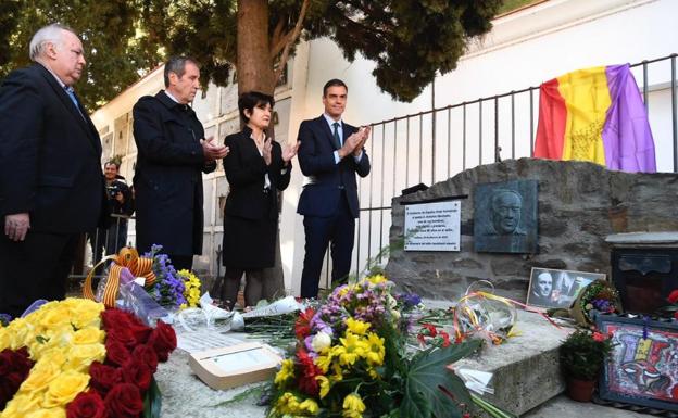 Homenaje en Francia con Pedro Sánchez. 