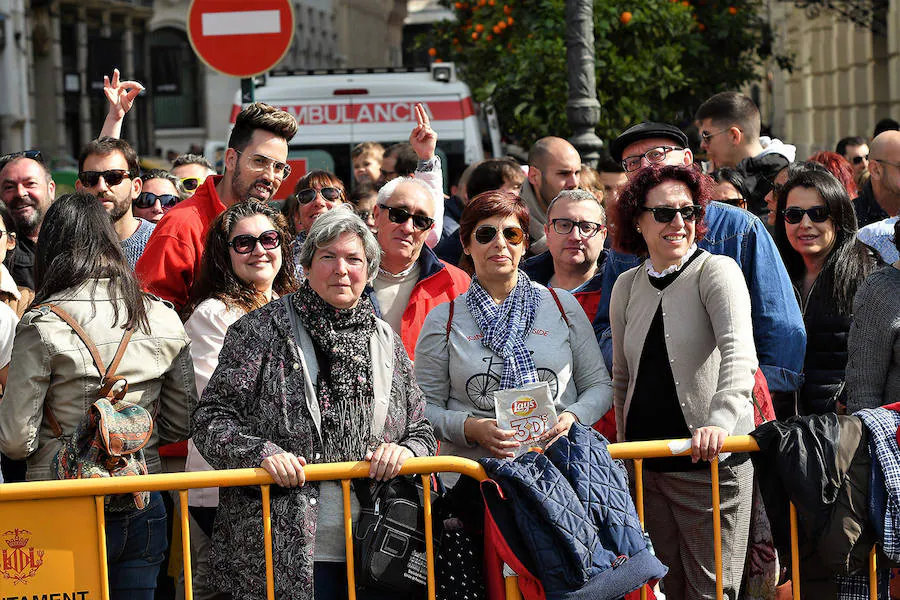 Búscate en la mascletà de hoy 24 de febrero en Valencia.