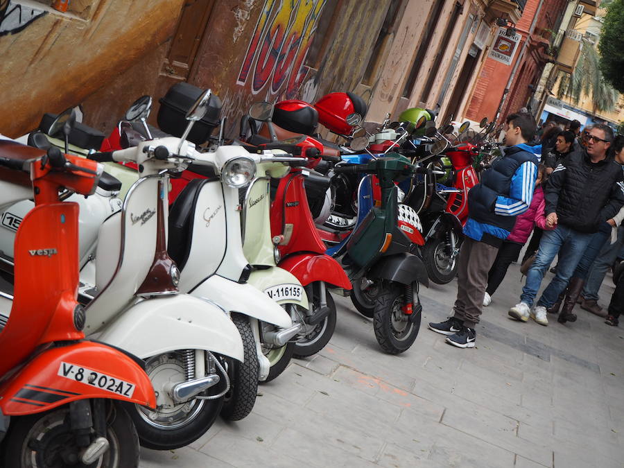 Fotos: Concentración de Vespas y Lambrettas Vespalafalla 2019