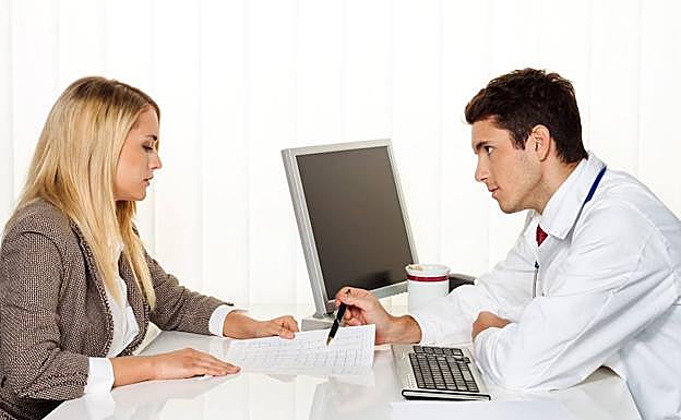 La OCU denuncia la venta en internet de dos productos 'milagro' desaconsejados para la salud