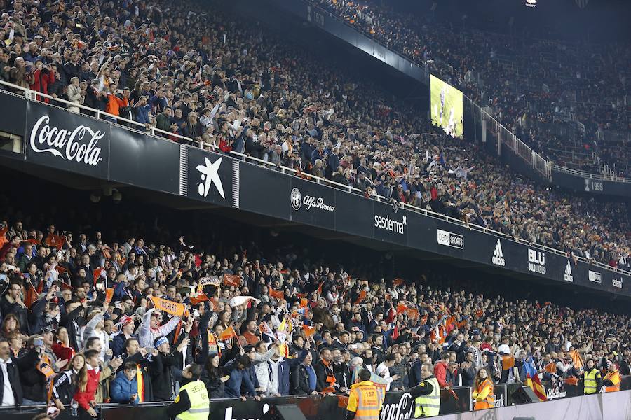 Fotos: La afición del Valencia toma Mestalla en la semifinal de Copa 2019