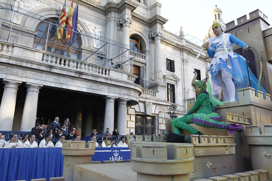 Fotos: Cabalgata del Ninot de las Fallas 2019