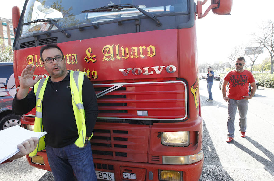 Fotos: Un centenar de camiones recorre el centro de Valencia