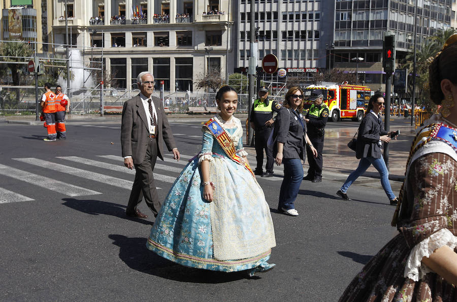 Las imágenes que deja el disparo de Pirotecnia del Mediterráneo en las Fallas de Valencia.