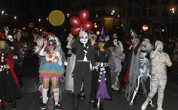 Fallas 2019 | Duque de Gaeta arrasa en los premios en la Cabalgata del Ninot 2019