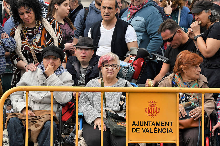 Fotos: Búscate en la mascletà de hoy