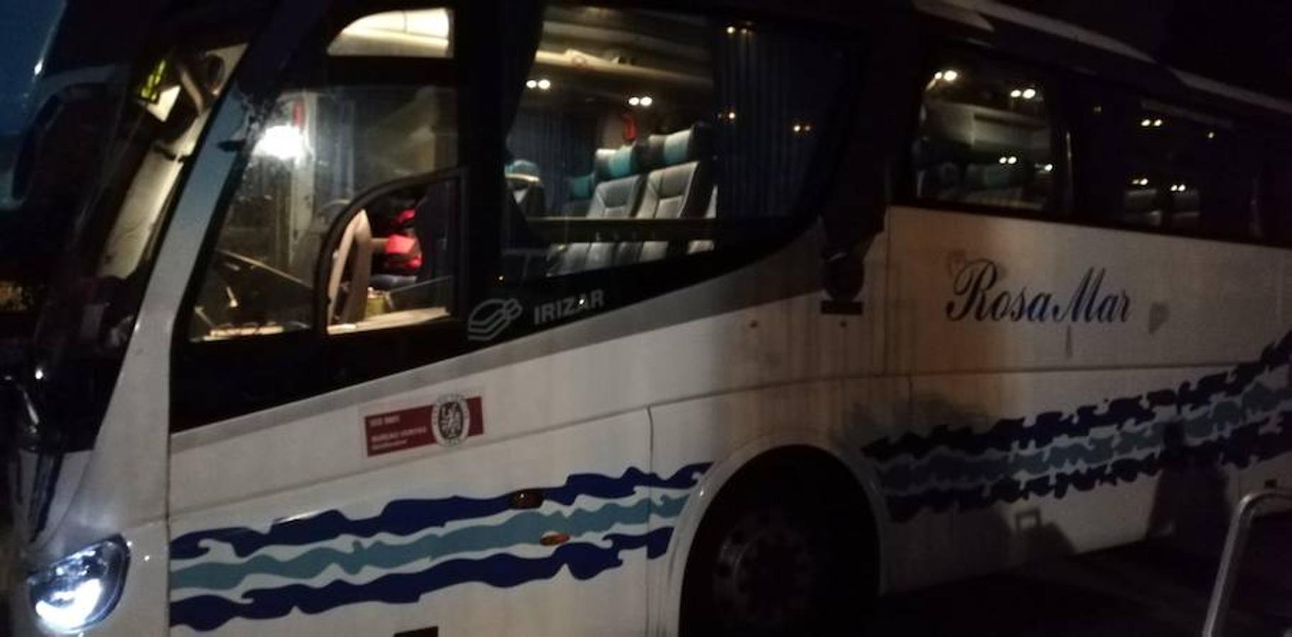 Fotos: Autobús de HazteOir detenido en Valencia