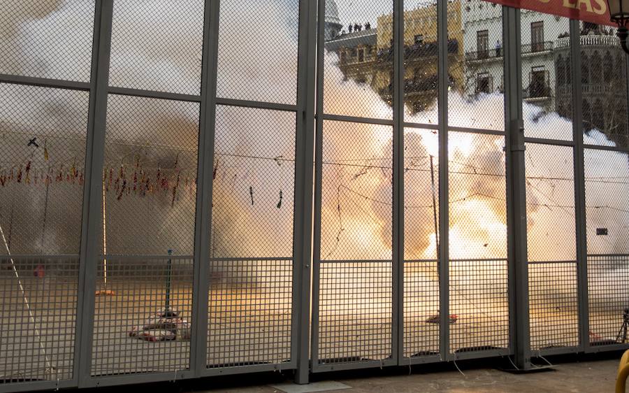 Fotos: Mascletà del 5 de marzo de las Fallas 2019. Pirotecnia Nadal-Martí