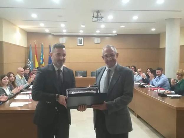 Tavernes rinde homenaje al fiscal vallero del Tribunal Supremo Antonio Vercher Noguera