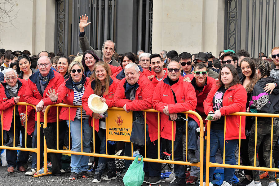 Fotos: Búscate en la mascletà de Fallas 2019 de hoy, miércoles 6 de marzo