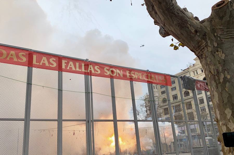 Fotos: Mascletà del 6 de marzo de las Fallas 2019. Porotecnia Pibierzo