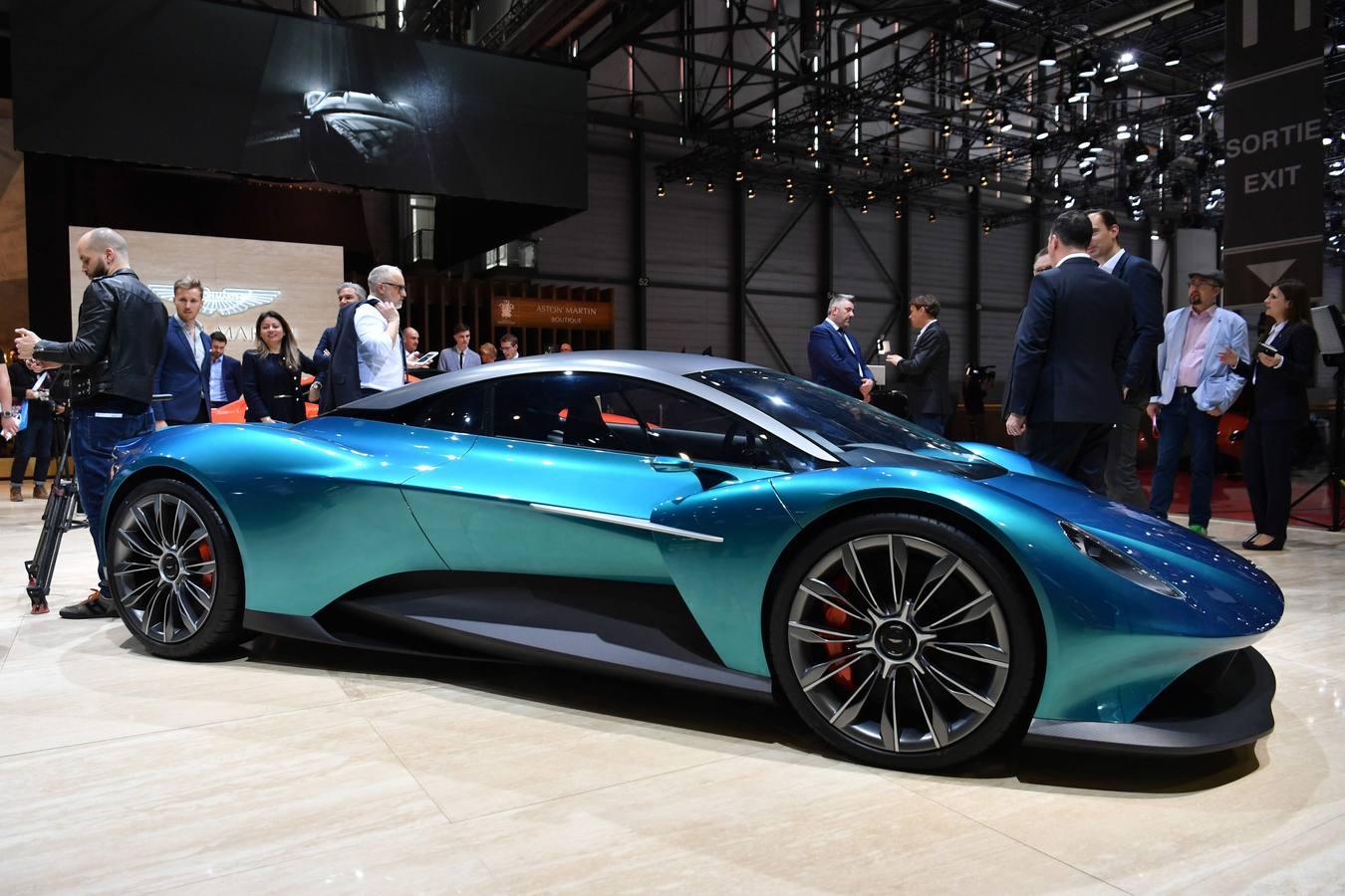 Aston Martin Vanquish Vision Concept, en el salón de Ginebra.