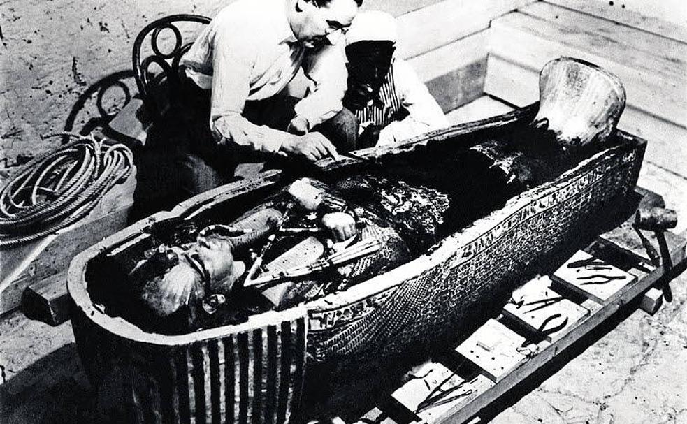 Howard Carter descubrió la tumba en el Valle de los Reyes. 