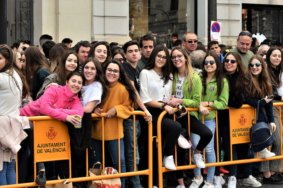 Fotos: Búscate en la mascletà del 8 de marzo de las Fallas 2019