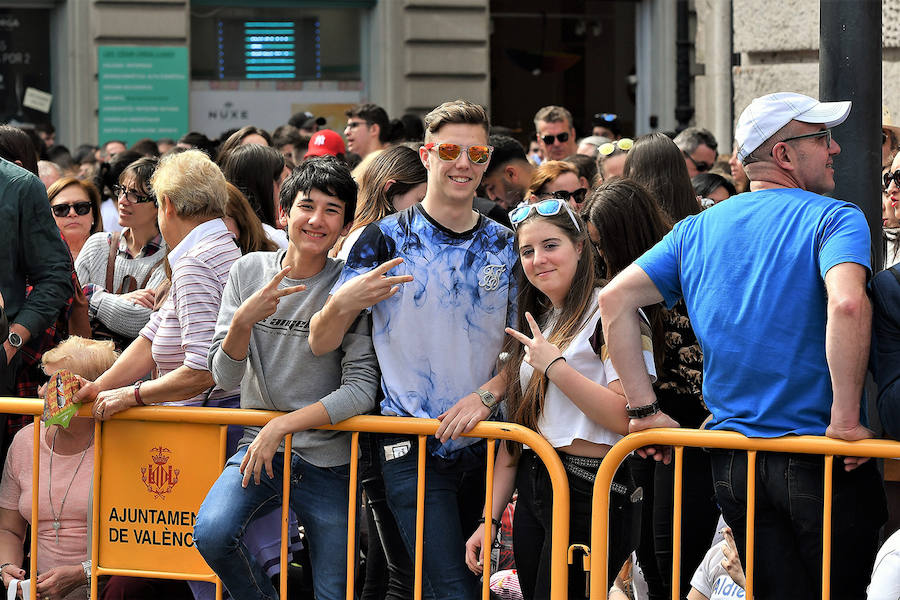 Fotos: Búscate en la mascletà del 8 de marzo de las Fallas 2019