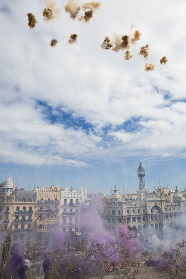 Fotos: Mascletà del 8 de marzo de las Fallas 2019. Pirotecnia Martí