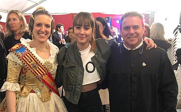 Aitana, en la comisión de Grabador Esteve - Cirilo Amorós.