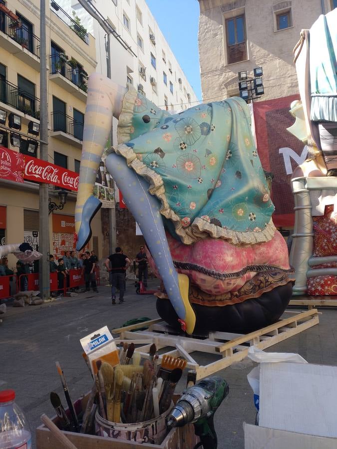 Montaje de la Falla del Pilar.