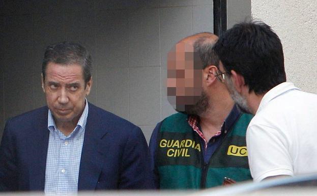 Zaplana tras su detención. 