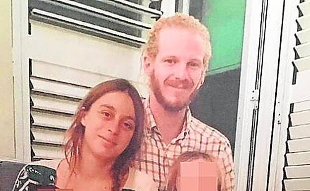 María y Gabriel, los padres de Amiel y Rachel, los niños hallados muertos es Godella, Valencia.