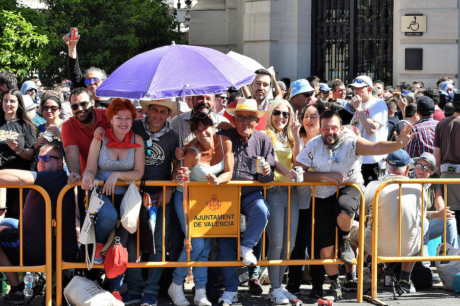 Fotos: Búscate en la mascletà del sábado 16 de marzo