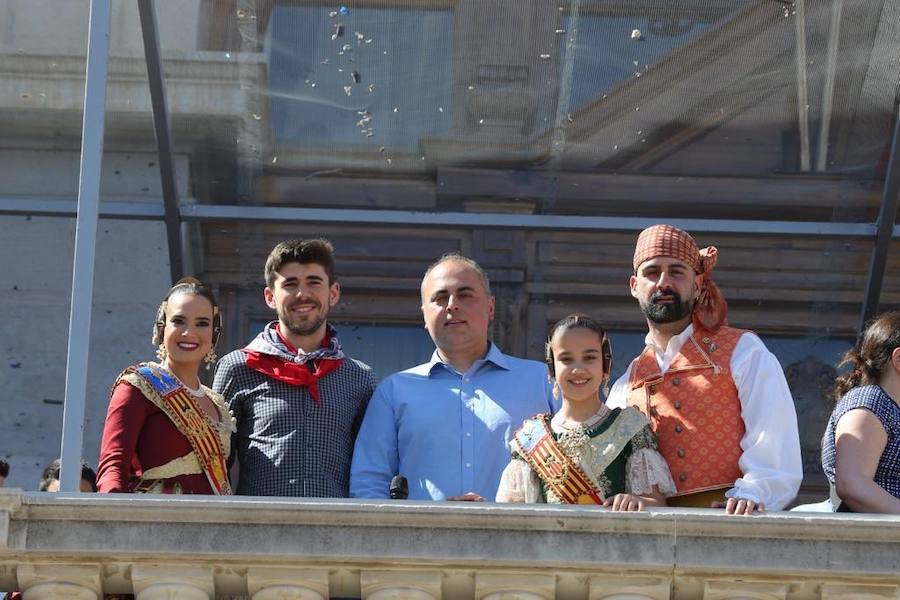 Fotos: Fallas 2019: Mascletà de Pirotecnia Vulcano en la plaza del Ayuntamiento