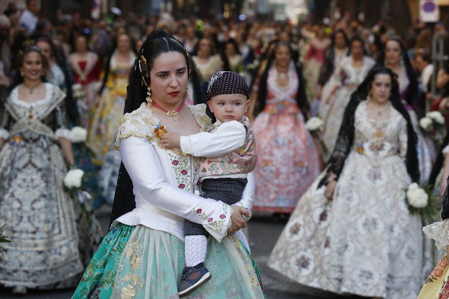 Fotos: Fallas 2019: Primer día de la Ofrenda de las Fallas de Valencia