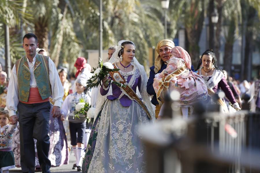 Fotos: Fallas 2019: Primer día de la Ofrenda de las Fallas de Valencia