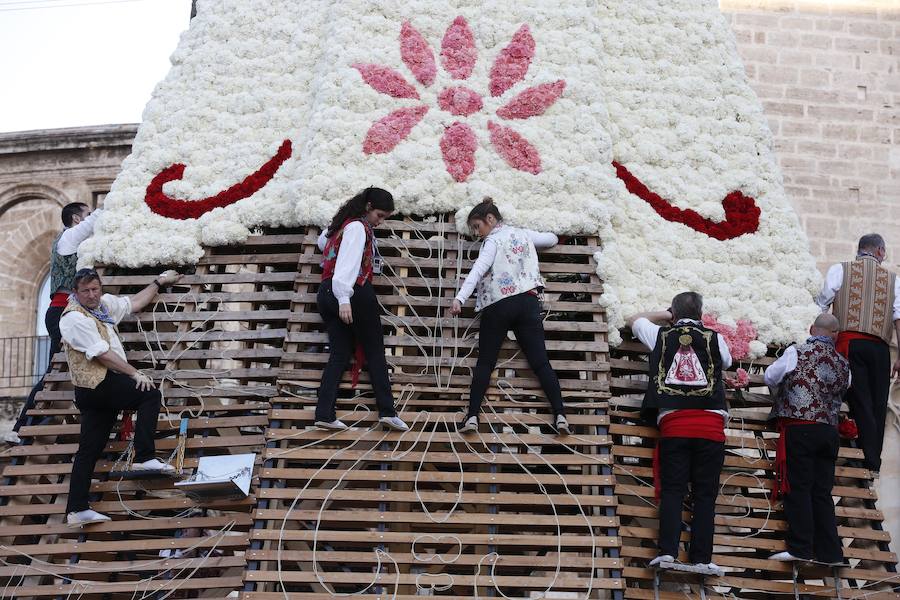 Fotos: Fallas 2019: Primer día de la Ofrenda de las Fallas de Valencia