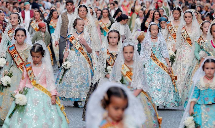 Fotos: Fallas 2019: Primer día de la Ofrenda de las Fallas de Valencia