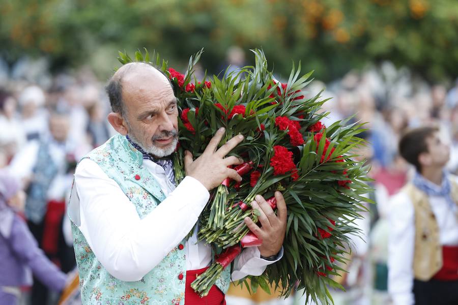 Fotos: Fallas 2019: Primer día de la Ofrenda de las Fallas de Valencia