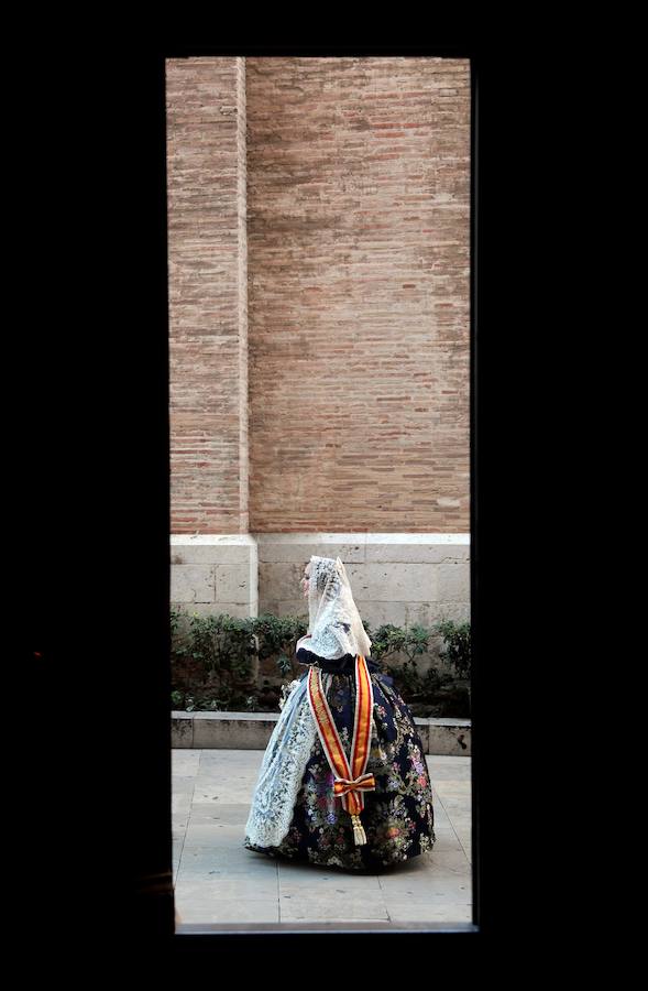 Fotos: Fallas 2019: Primer día de la Ofrenda de las Fallas de Valencia