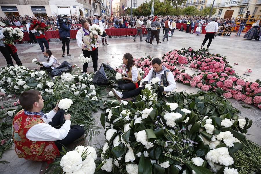 Fotos: Fallas 2019: Primer día de la Ofrenda de las Fallas de Valencia